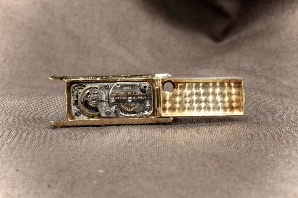 Cartier - Tank Baguette — visuel 2