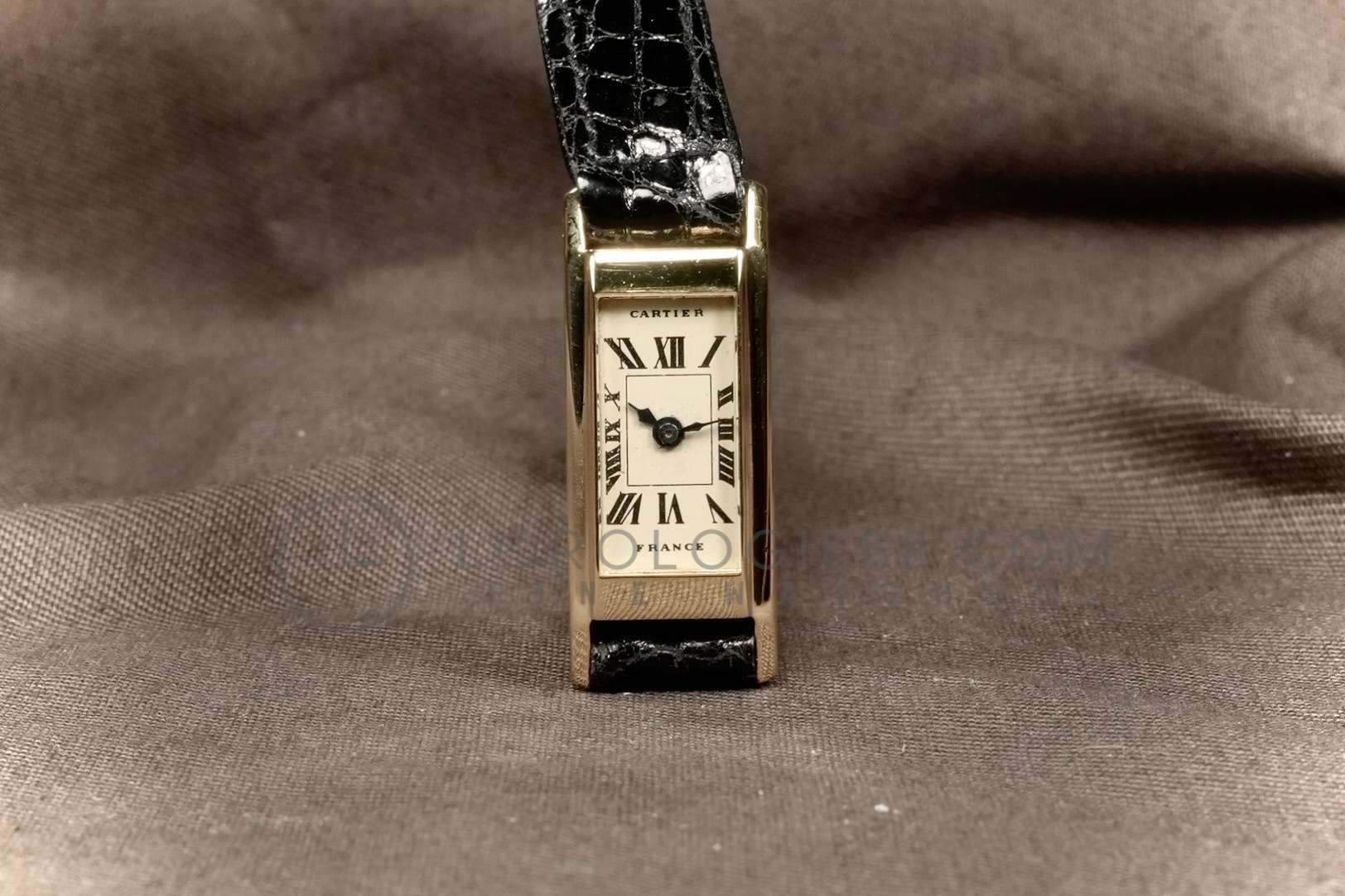 Cartier - Tank Baguette — visuel 4