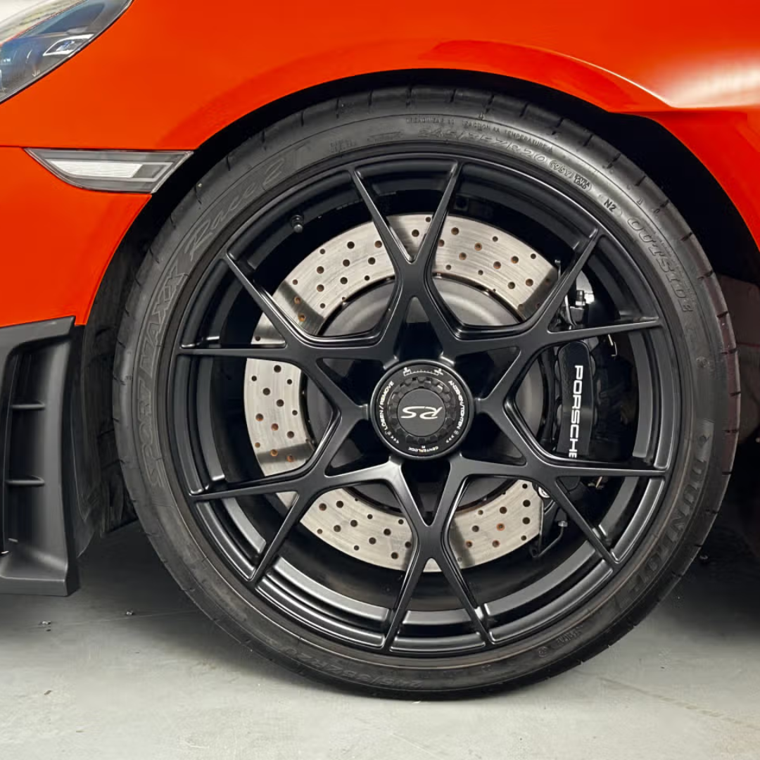 Porsche 718 Spyder RS — visual 5